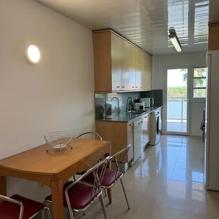 Lindo Piso Residencial En Centrico